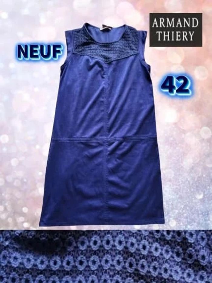 ๐ฆ Robe Automne Hiver neuve taille 42 FR Armand Thierry veloutรฉ - photo numรฉro 2
