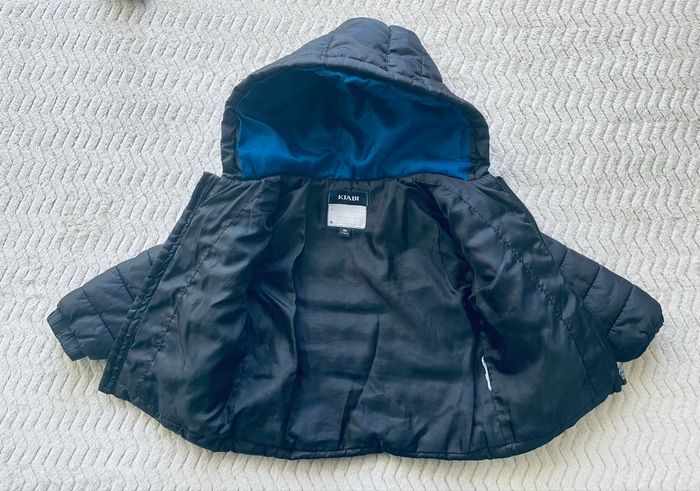 Doudoune matelassée KIABI, avec capuche intégrée. 18 mois - photo numéro 3