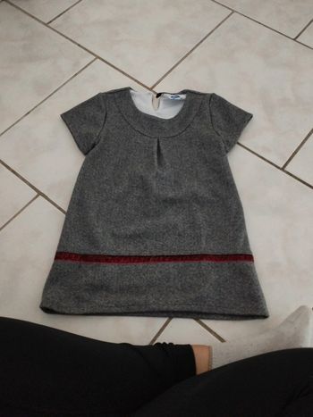 Robe neuve 18 mois