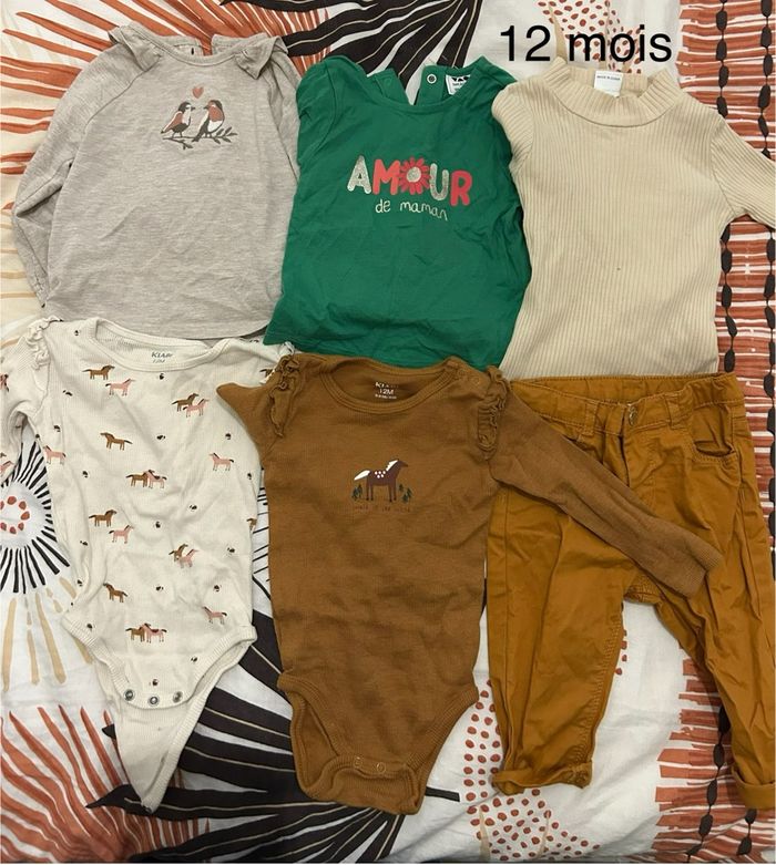 Lot vêtements taille 12 mois - photo numéro 2