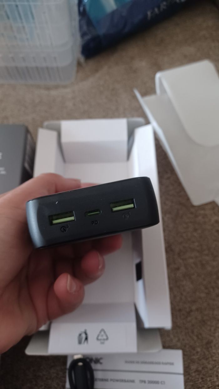 Batterie externe powerbank tronic neuf noir dans sa boîte ferer - photo numéro 4