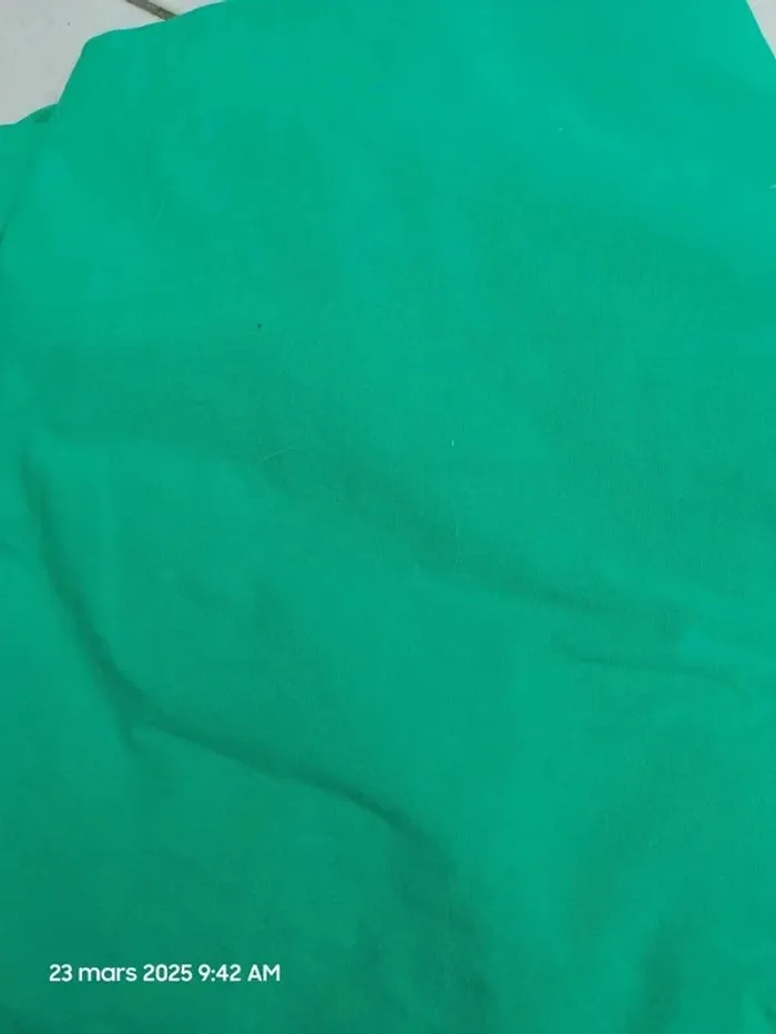 Coupon de 250 x 140 cm – Tissu 100 % coton –couleur vert – Tissus Myrtille - photo numéro 4