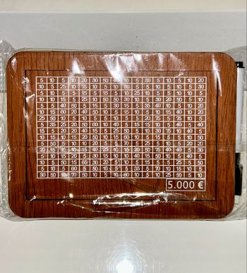 Tirelire japonaise 5000€