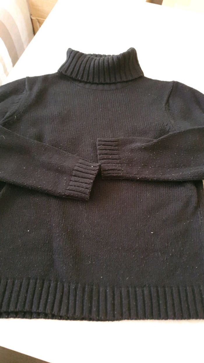 Pull col roulé