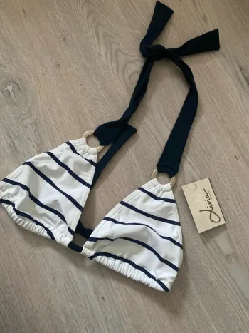 Haut maillot de bain Livia taille 38 Neuf