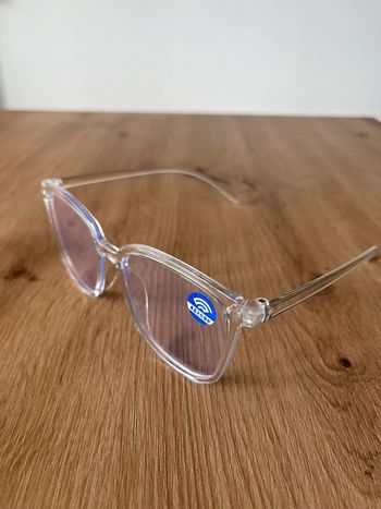 Lunettes lumières bleues neuves