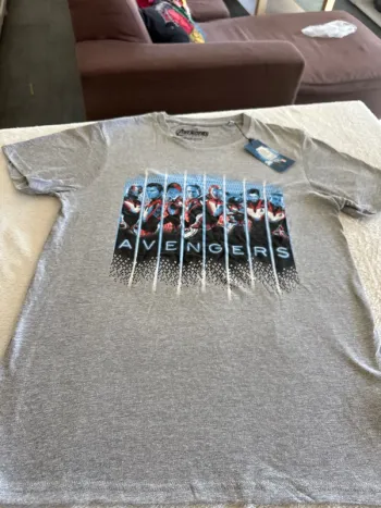 T shirt Marvel homme taille M neuf