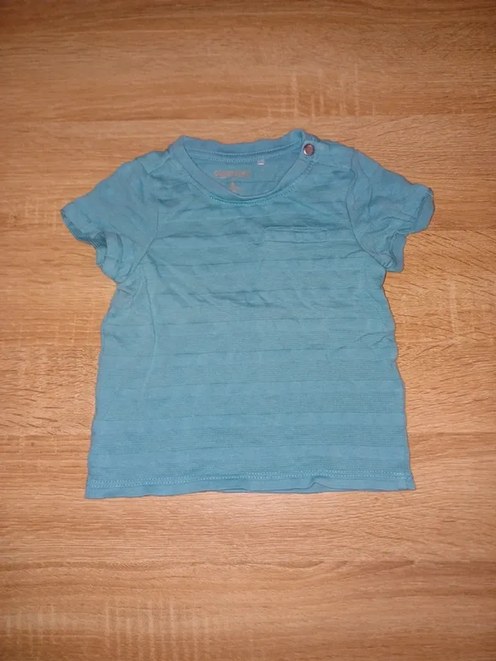 Tee shirt