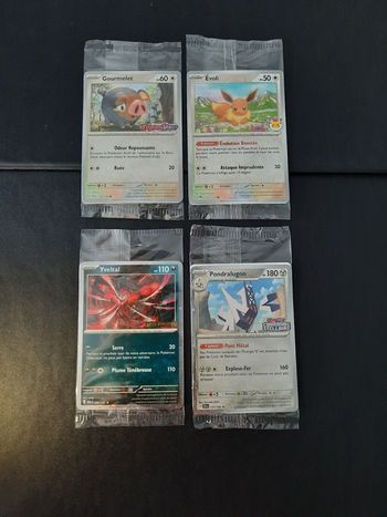 Pokemon : Lot 4 cartes promo stamp scellé Gourmelet, évoli, yveltal, pondralugon, méga, écarlate et violet, évolutions prismatiques