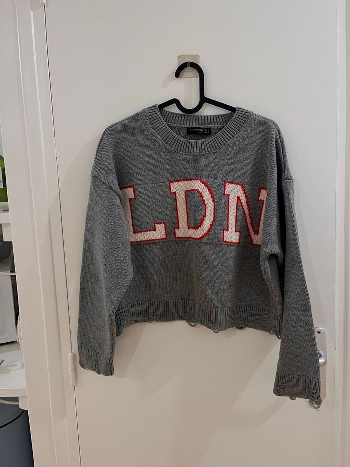Pull gris Stradivarius