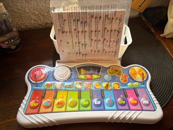 Jouet piano avec partition enfant