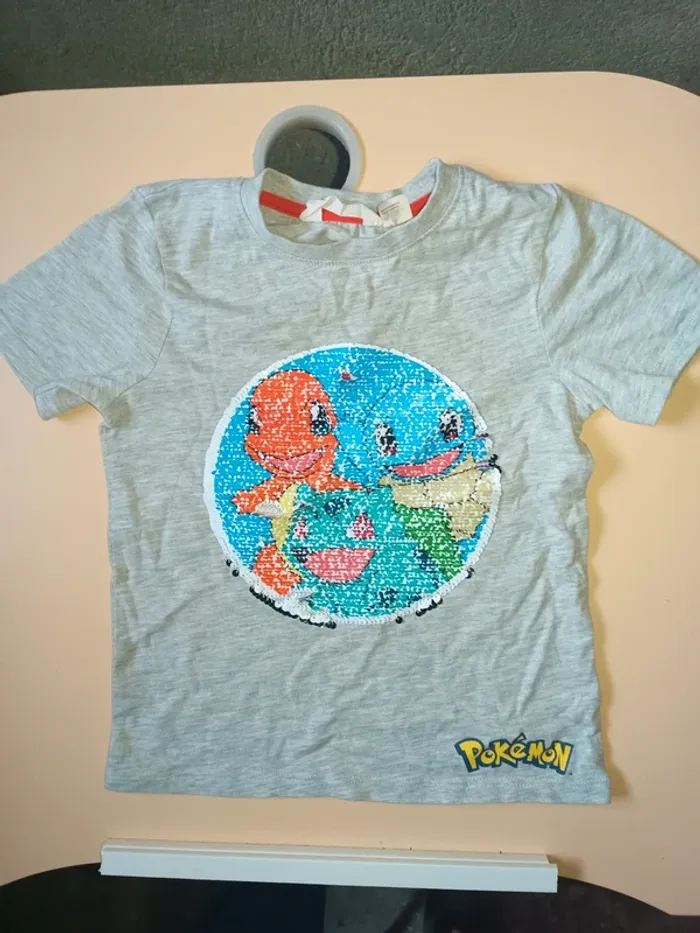 T-shirt Pokémon 5 6 ans 110 116 cm à paillettes