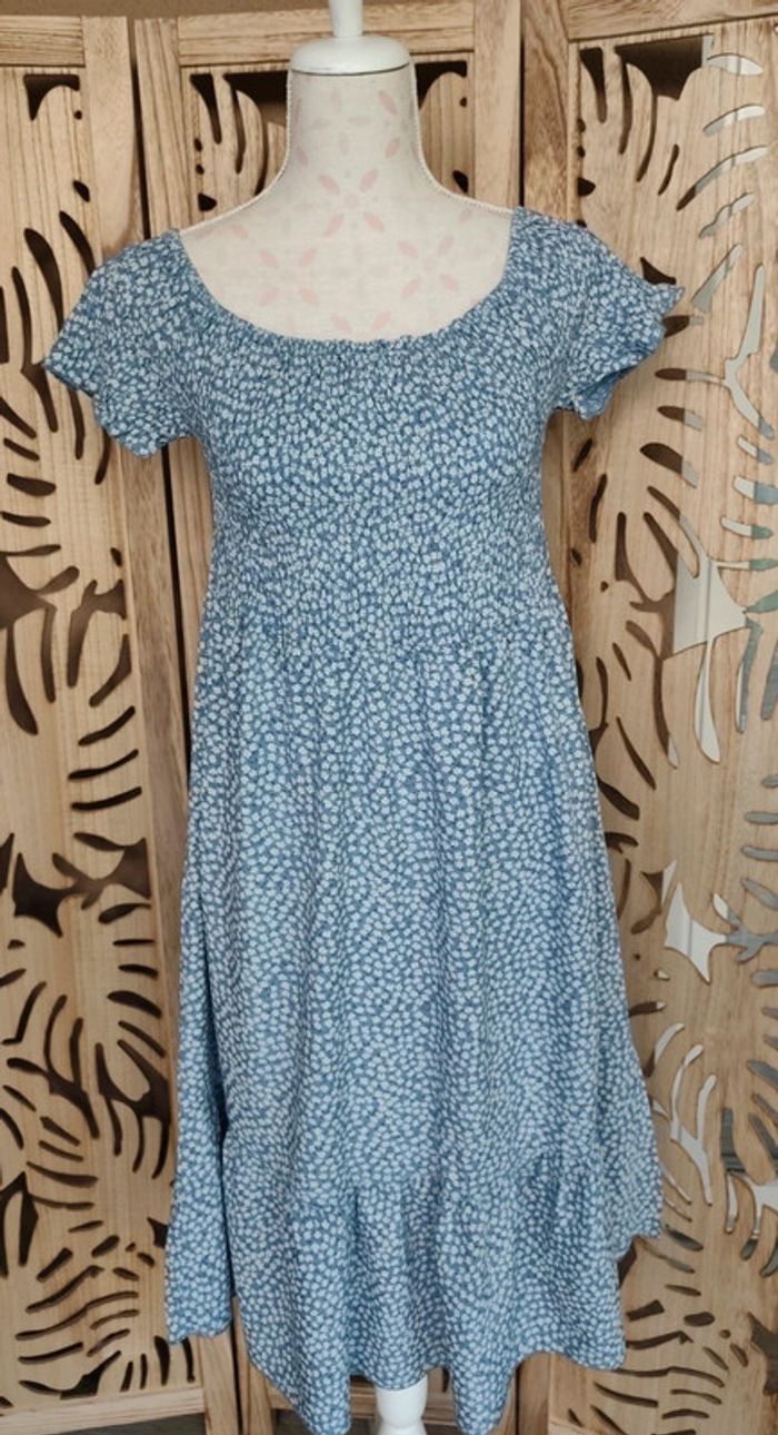 Robe midi fleurie bleu ciel  Taille unique