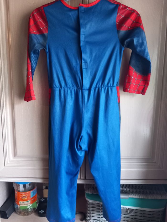 Costume Spider man 5/6 ans - photo numéro 5