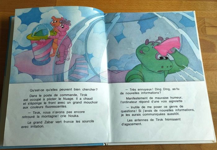 2 livres enfants Le village dans les nuages - photo numéro 8