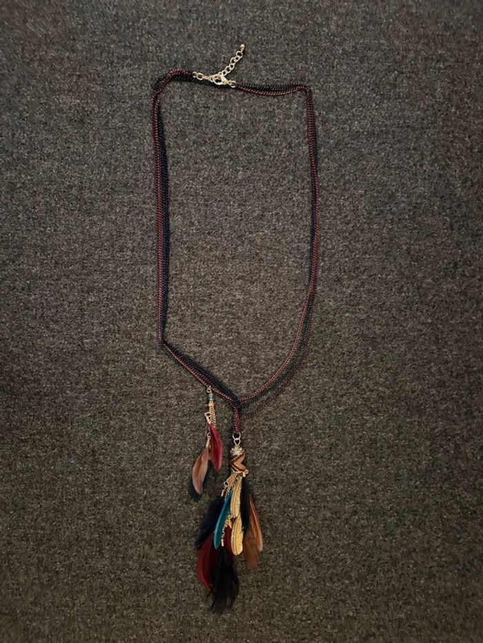 Collier sautoir pendentif plumes et chaînes - photo numéro 3