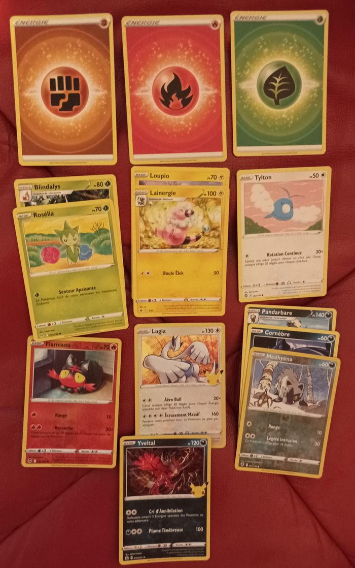 LOT DE CARTES POKEMON + JETONS - photo numéro 3