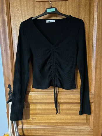 Tes shirt noir