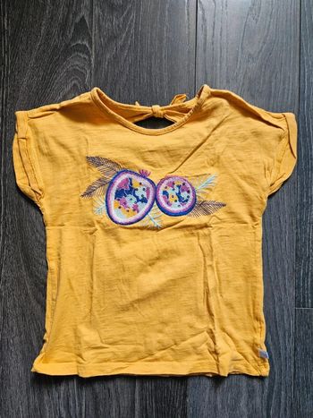 Tee-shirt Fruits de la passion Taille 8 ans 🍍