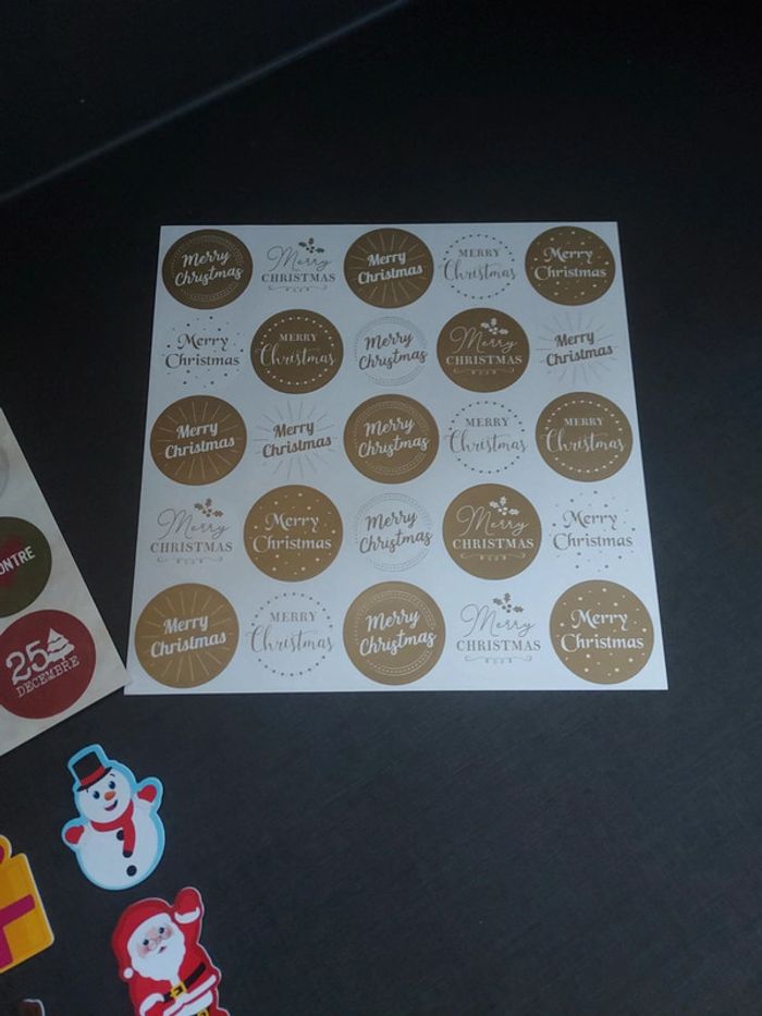 Stickers pere Noël et merry christmas - photo numéro 4