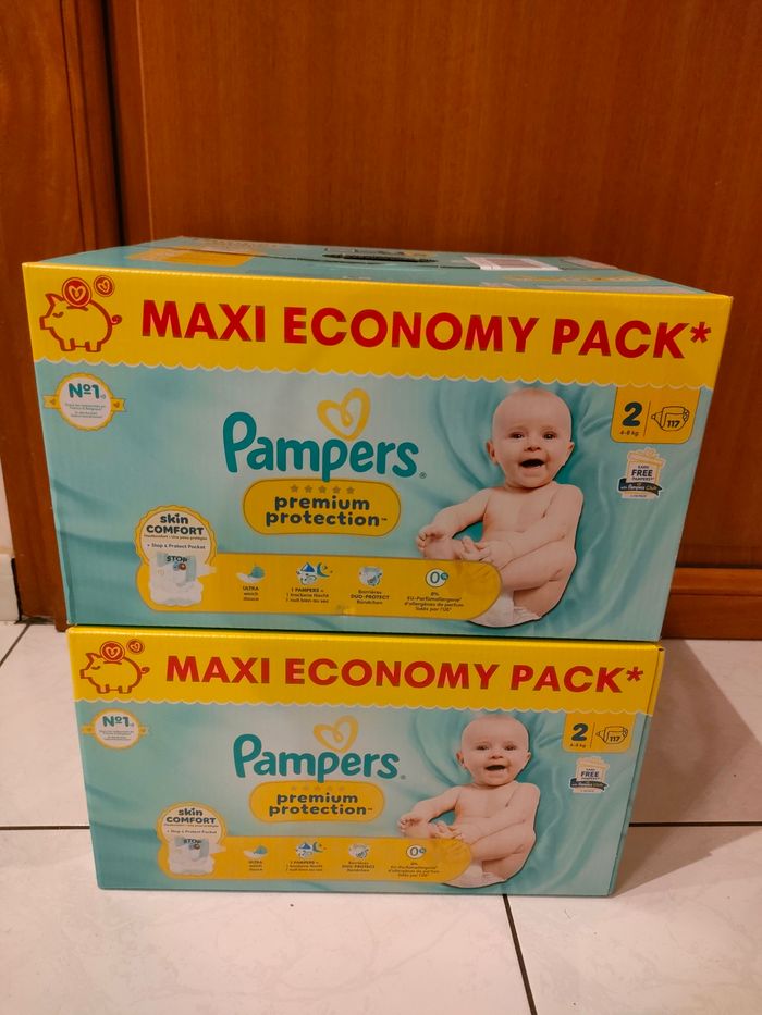 234 Couches taille 2 Pampers