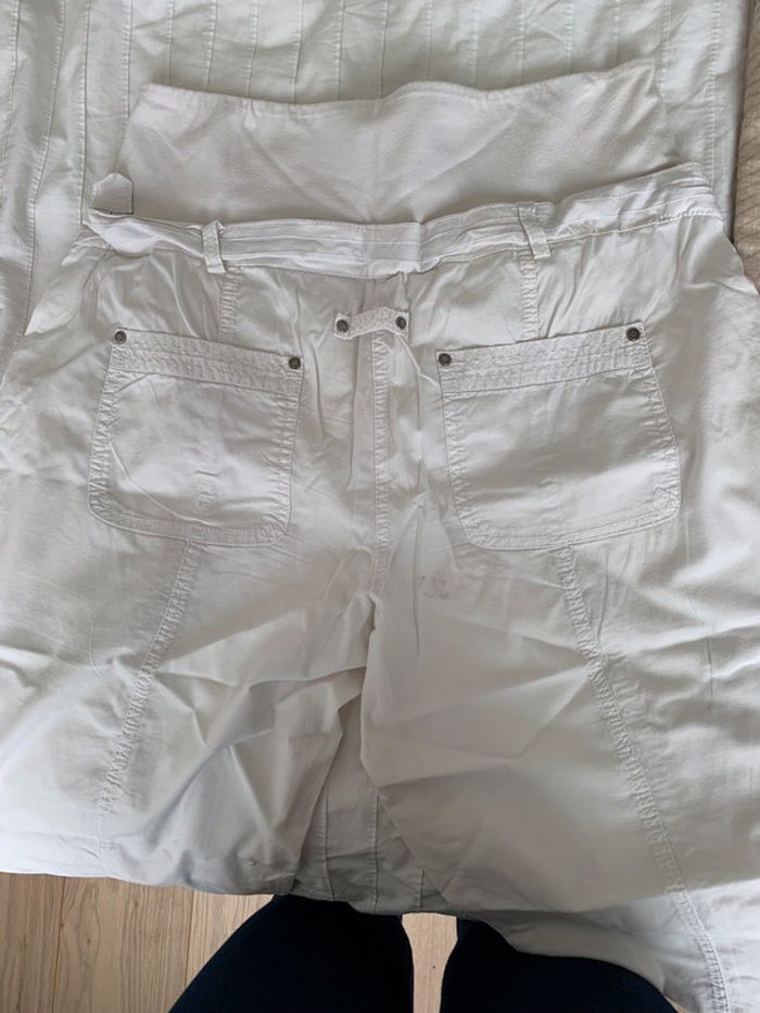 Pantalon pantacourt blanc en coton léger - photo numéro 3