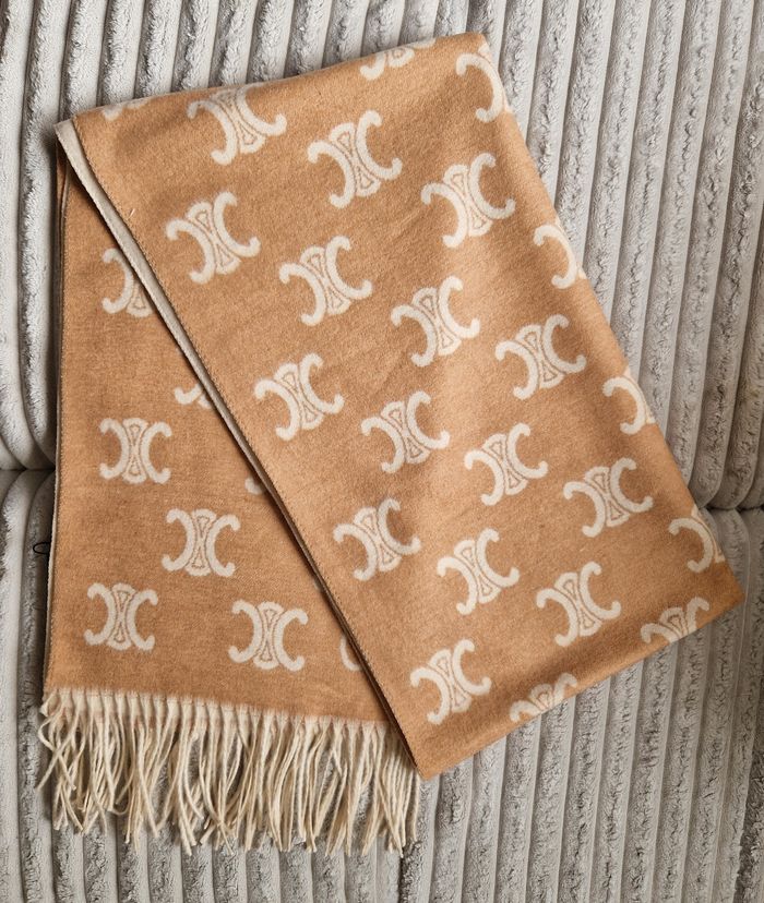 Écharpe Céline - photo numéro 2