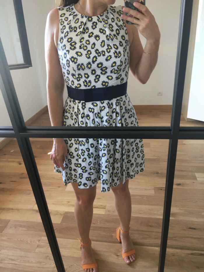 Petite robe à fleurs Asos
