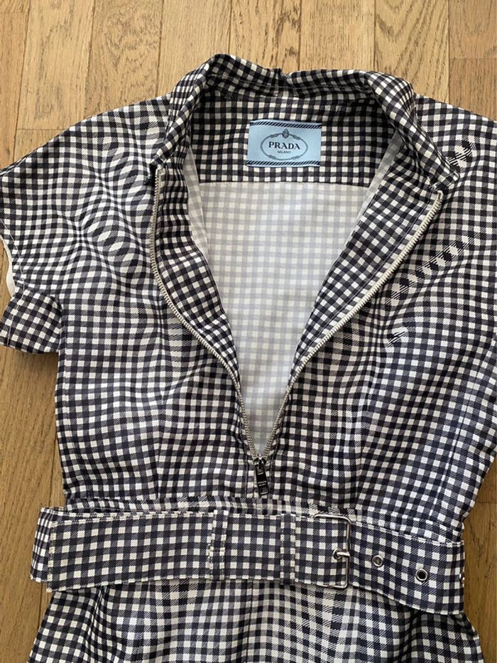 Robe en soie à carreaux noirs et blancs Prada taille 40 IT (36 FR) - photo numéro 4