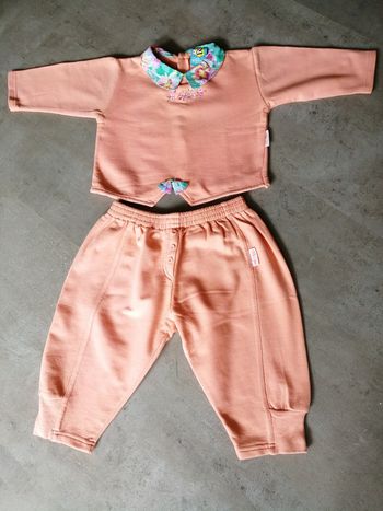 Ensemble pantalon et sweat 18 mois Z