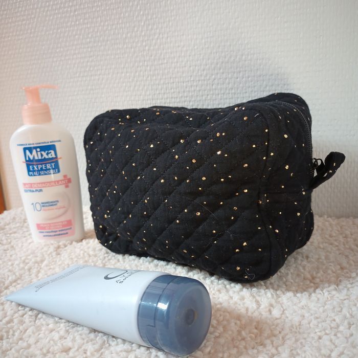 Trousse maquillage 💄 gaze de coton matelassée noire avec paillettes - photo numéro 7
