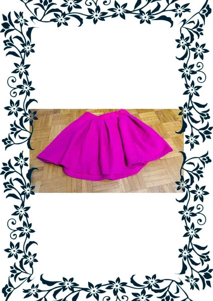 Jupe Vertbaudet 10 ans très bon état