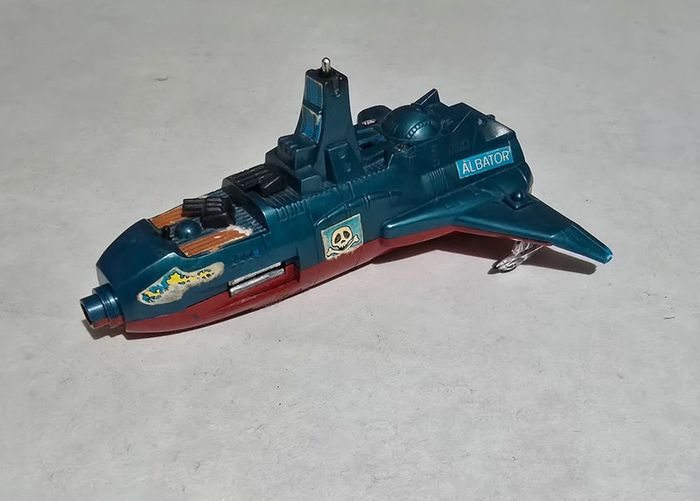 Figurine vaisseau atlantis albator takara