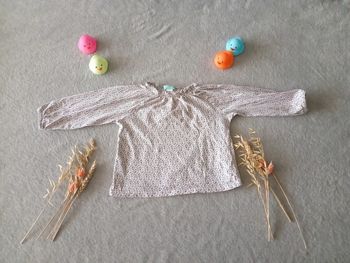Belle blouse a motif 9 mois