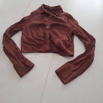 Chemisier marron effet brillant court