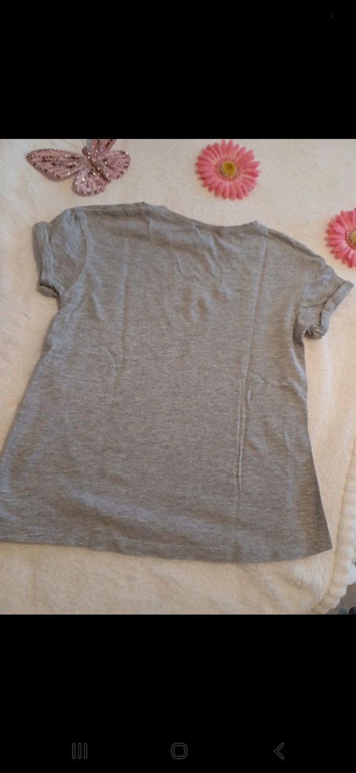 T.shirt fille taille 5 ans - photo numéro 4