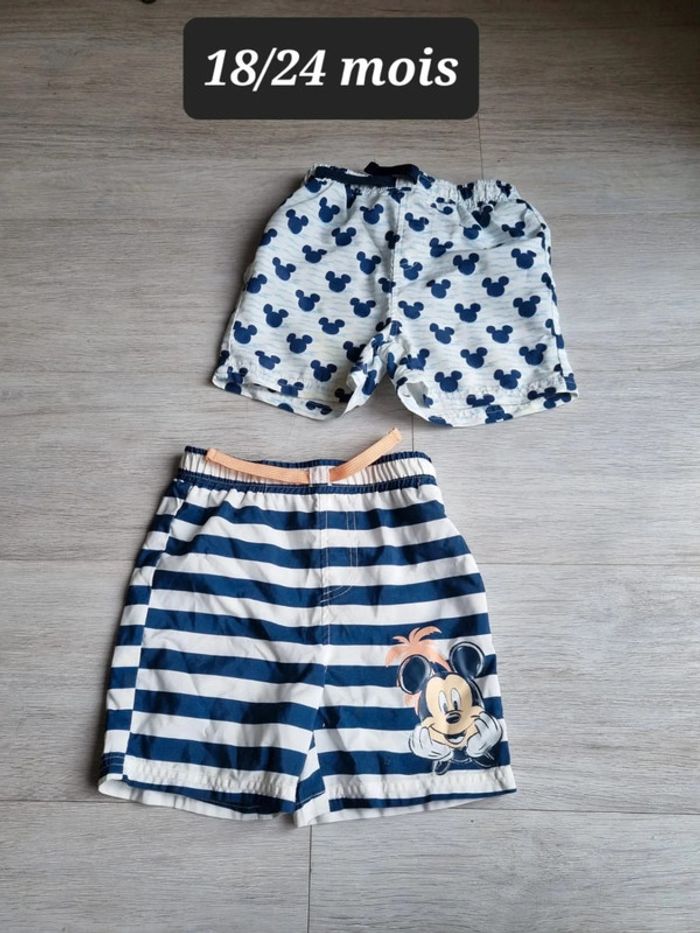 Lot de deux short 18/24mois