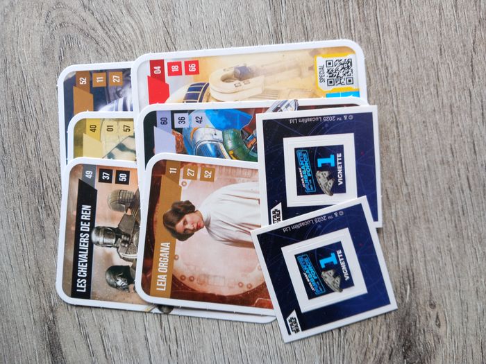 Cartes et vignettes Star Wars Puissante est la force Auchan 2025