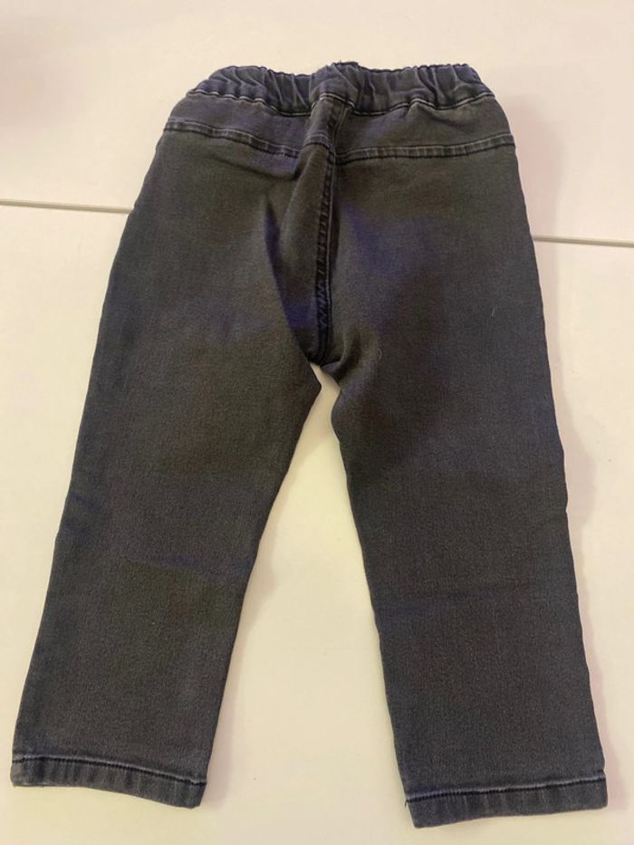 Jean noir - photo numéro 3