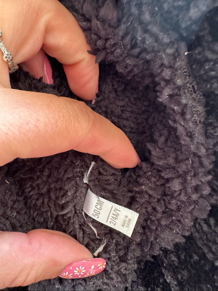 - Bonnet - 2/4 ans - Très bon état - photo numéro 2