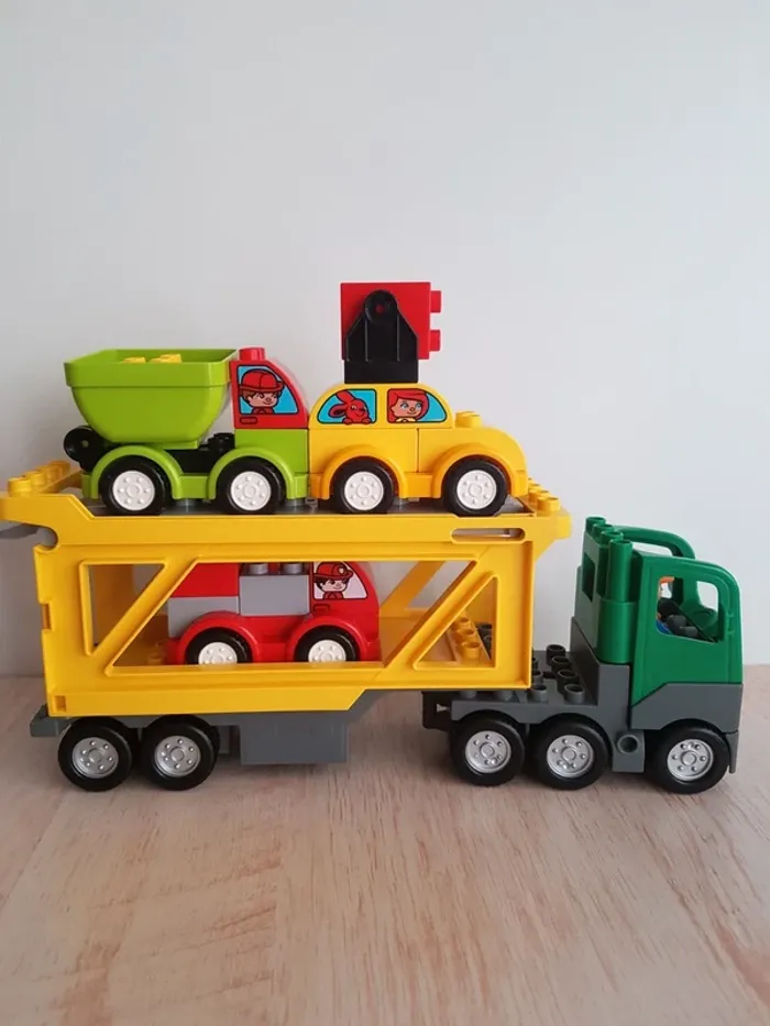 Camion transporteur et véhicules Lego Duplo - photo numéro 4