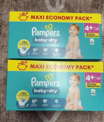 Deux carton couches pampers taille 4 plus