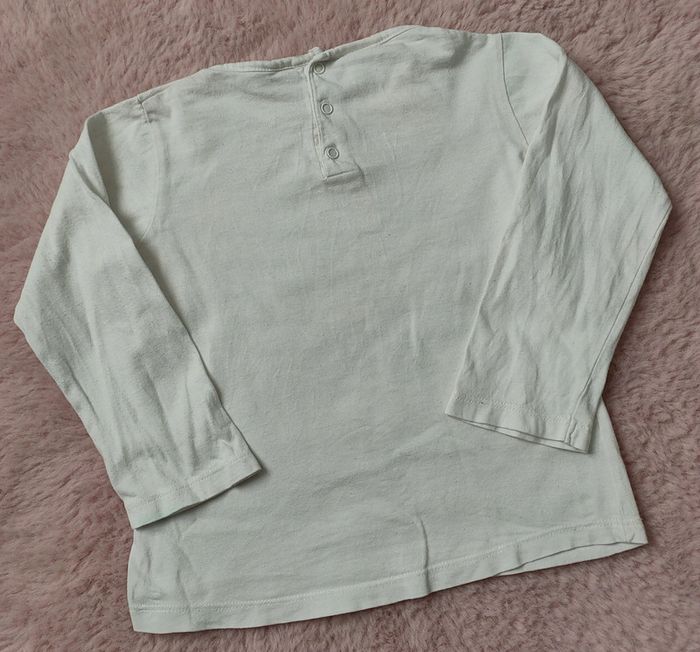 👶 Tee-shirt Disney Baby 24 mois 👶 - photo numéro 2