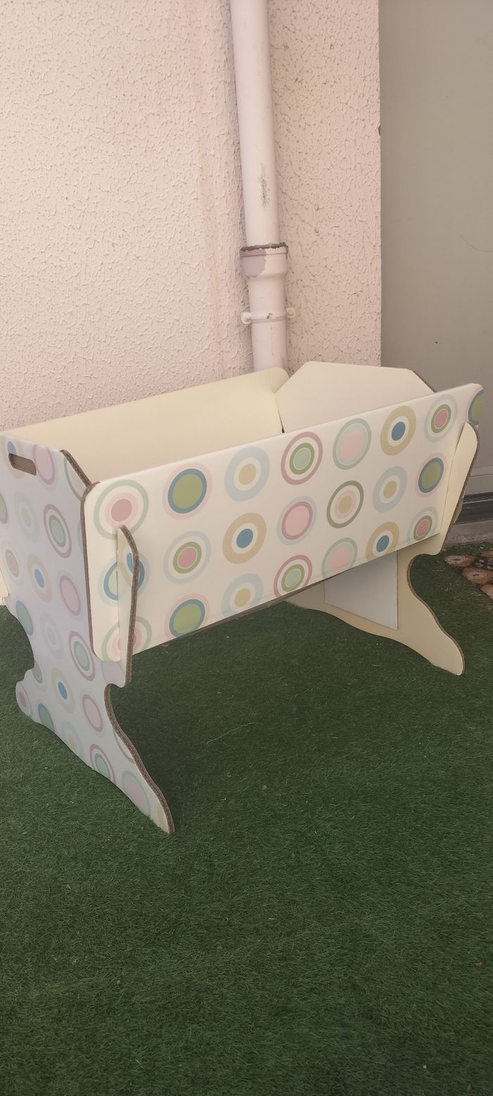 Berceau en carton