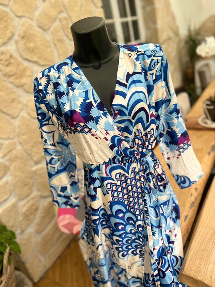 Robe satinée bleu et blanche longue bleu blanche taille M 38 - photo numéro 6