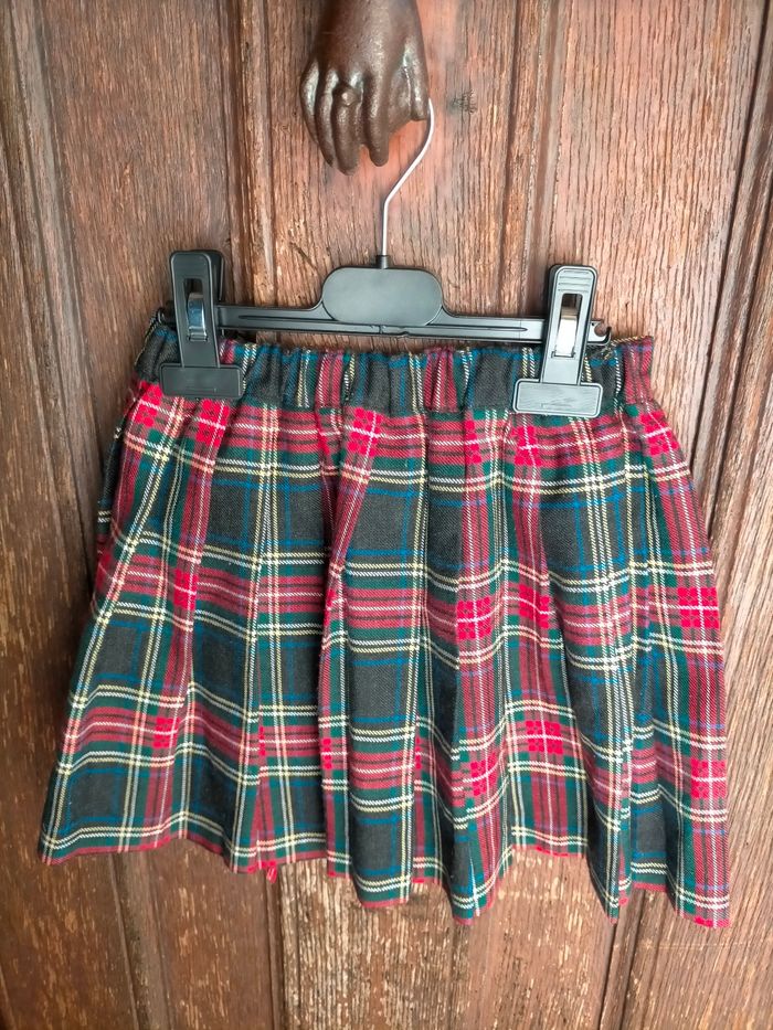 Ravissante jupe kilt 4 ans - photo numéro 3