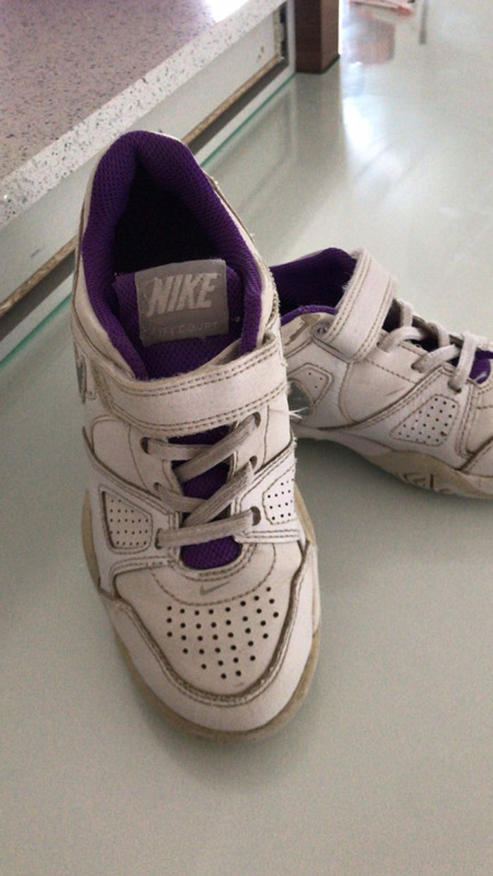 Tennis. Baskets Nike T31 - photo numéro 3