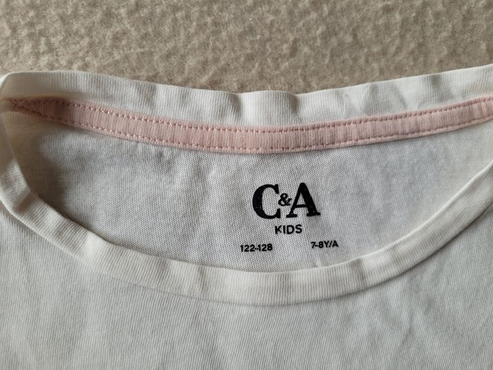 Cropped top 8 ans c&a
- photo numéro 5