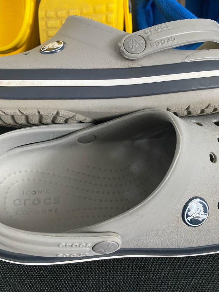 Lot CROCS taille 30/32 - photo numéro 5