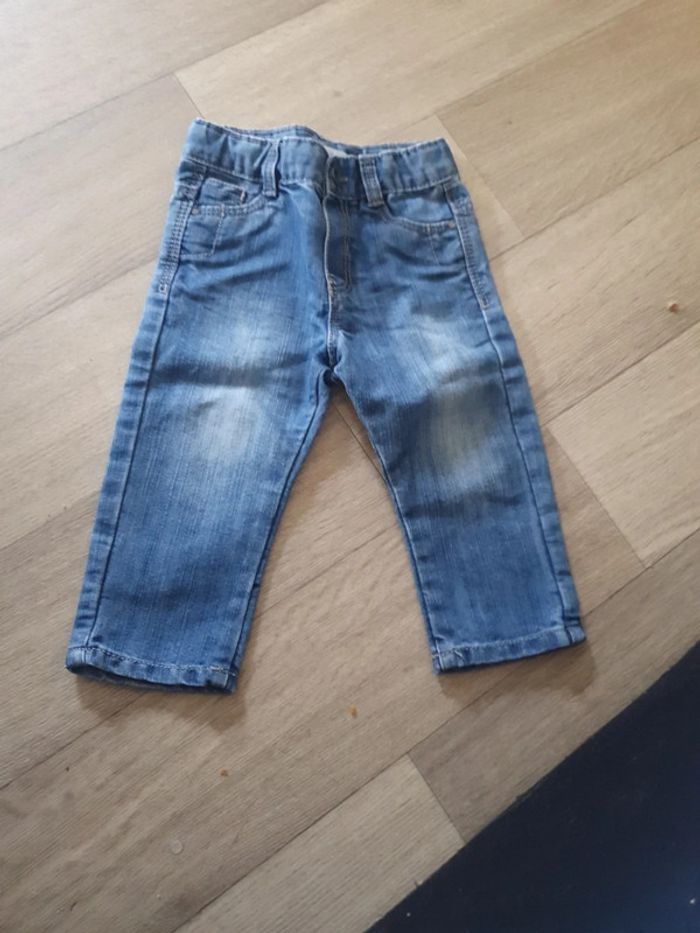 Jean 12 mois